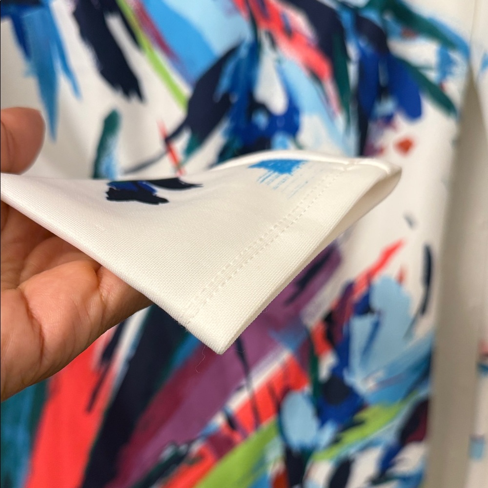Vibrant Long Sleeve Dress with Abstract Print - Picture 4 of 8